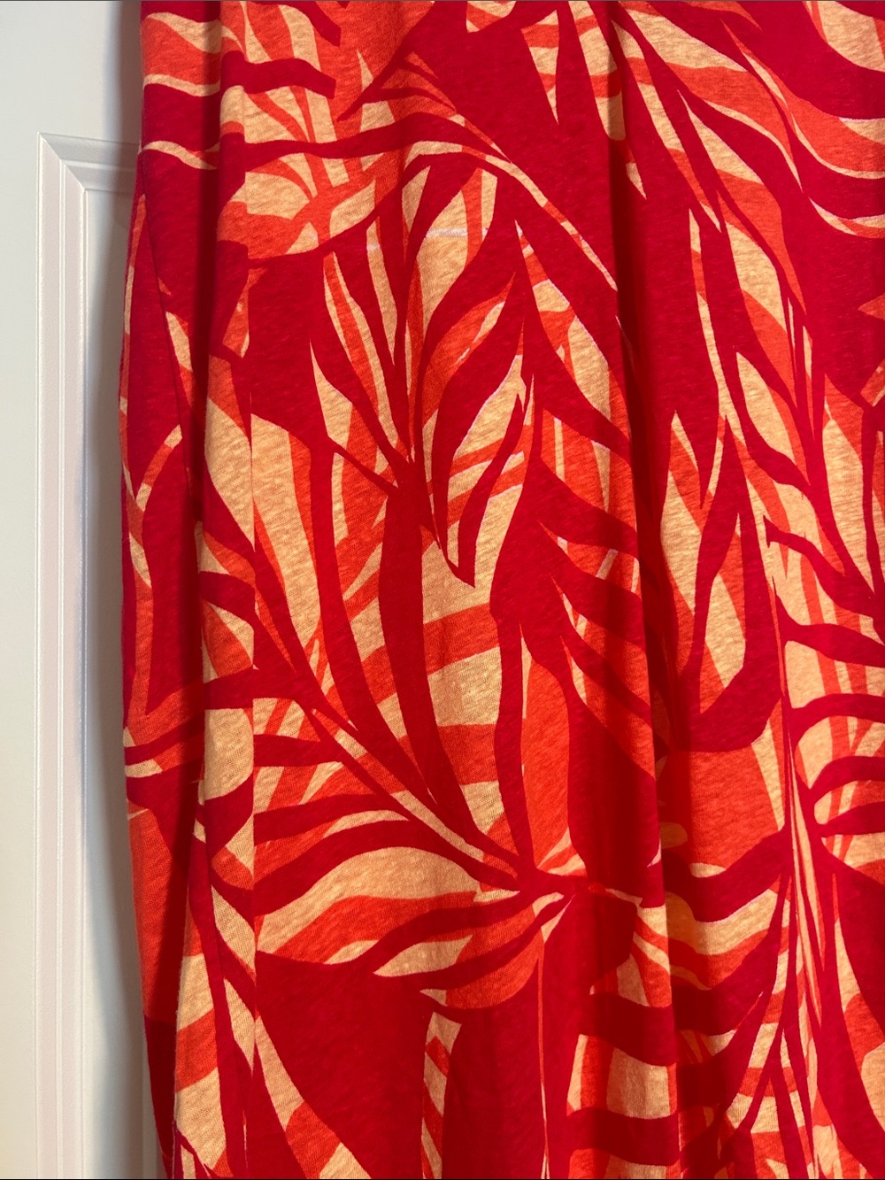 NWT Red & Coral Leaf Print Collared Swim Coverup Women's Size Medium - Picture 3 of 5
